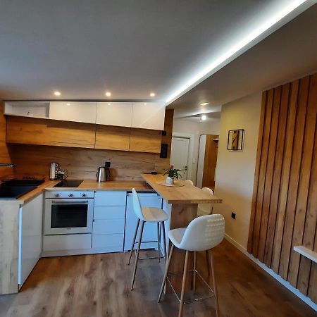 Dream Home, Free Garage Ni 外观 照片