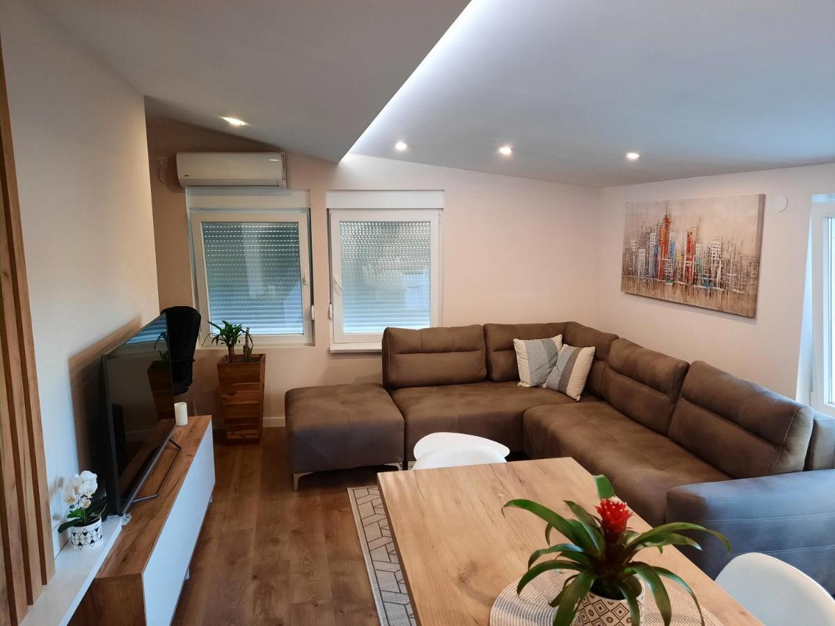 Dream Home, Free Garage Ni 外观 照片